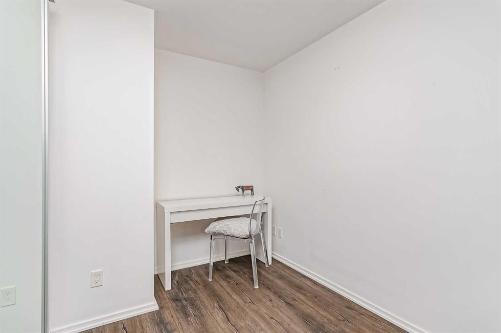615 6 Avenue SE, #307