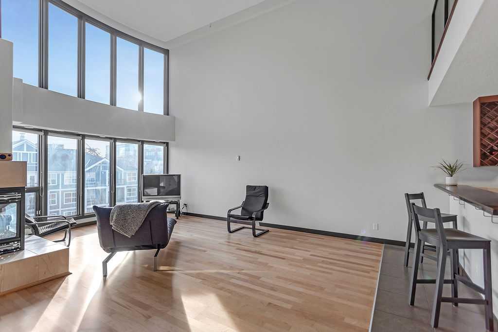 317 19 Avenue SW, #411