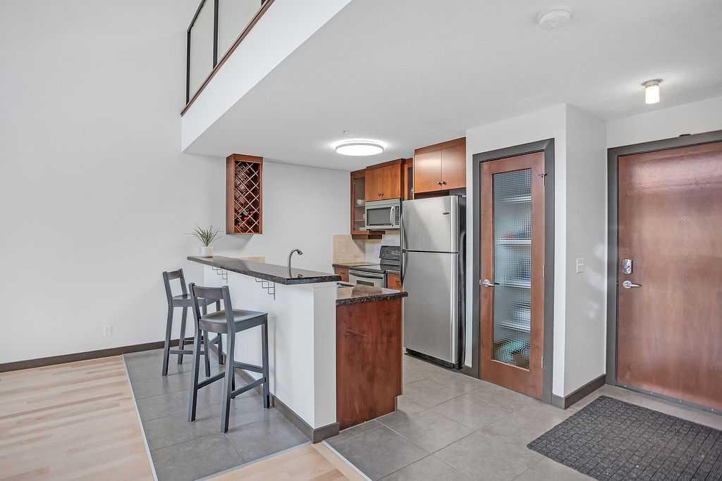 317 19 Avenue SW, #411