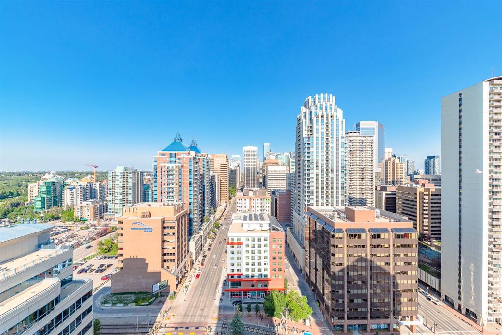 1025 5 Avenue SW, #2204