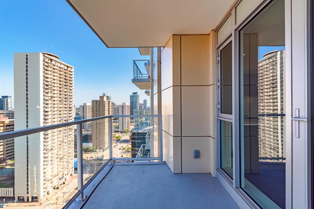 1025 5 Avenue SW, #2204