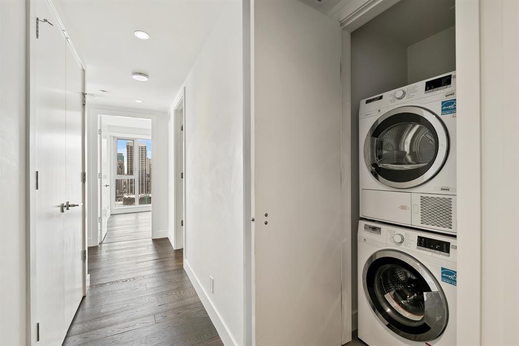 1025 5 Avenue SW, #2204