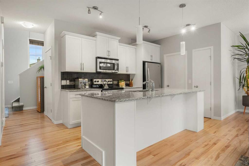64 Sunset Square