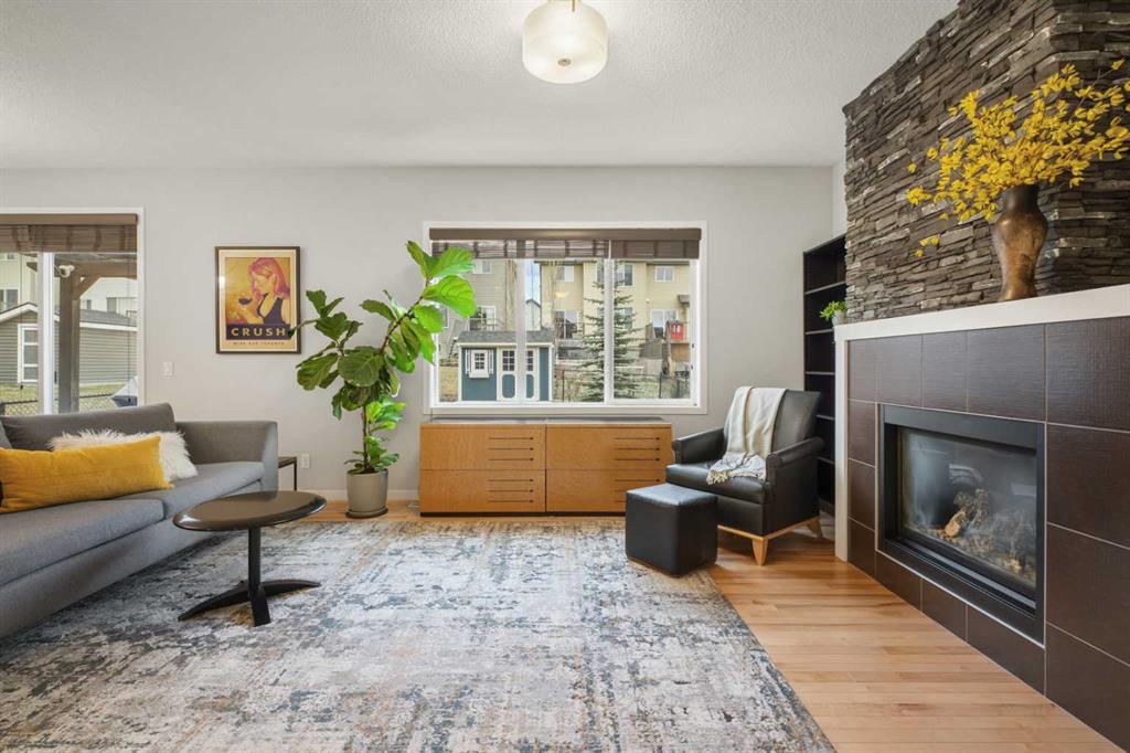 64 Sunset Square