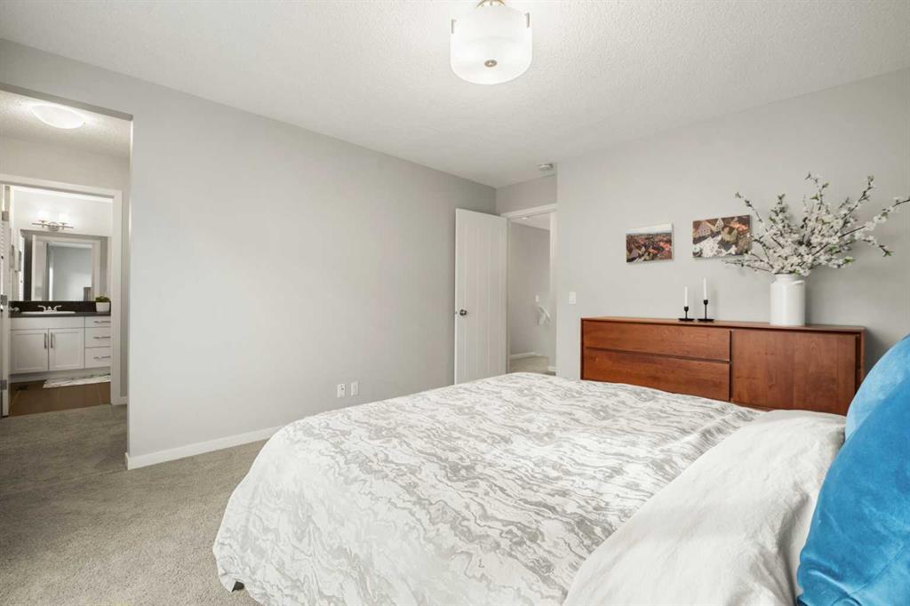 64 Sunset Square