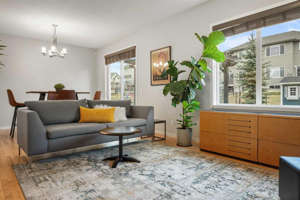 64 Sunset Square
