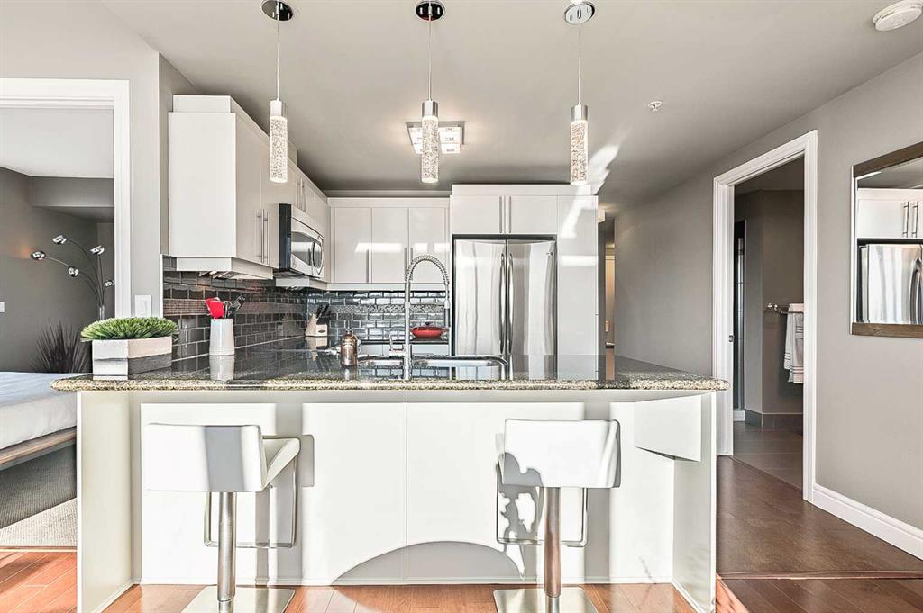 817 15 Avenue SW, #1805