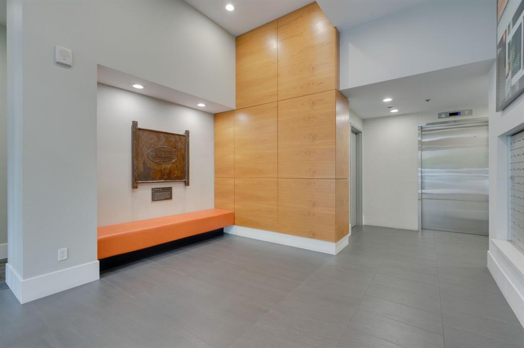 1500 7 Street SW, #301