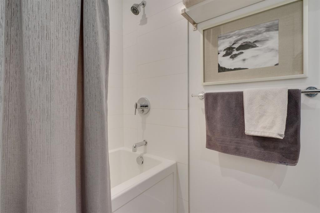 1500 7 Street SW, #301