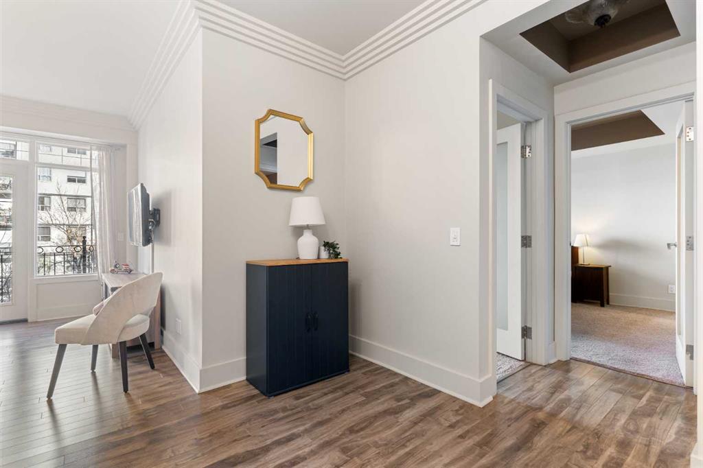923 15 Avenue SW, #404