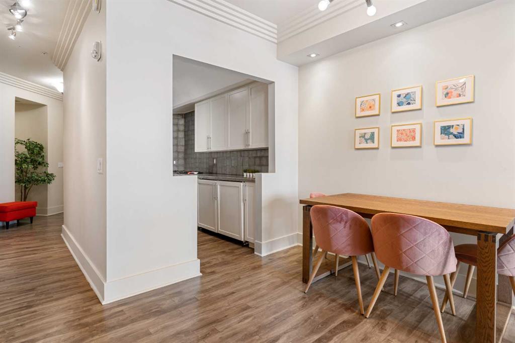 923 15 Avenue SW, #404