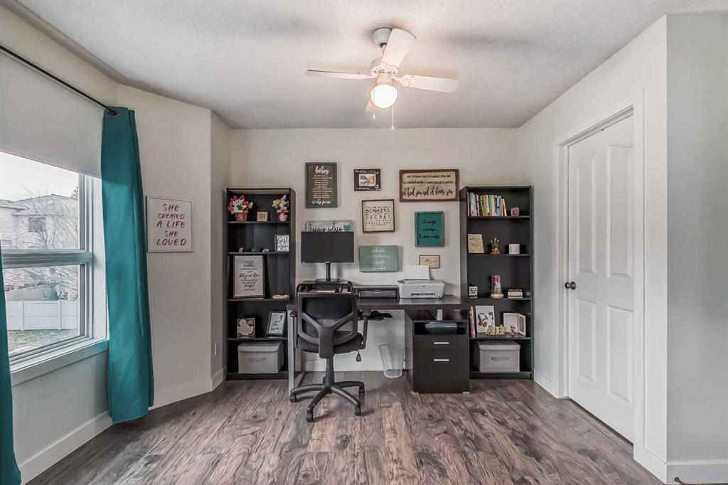 214 Mt Douglas Manor SE