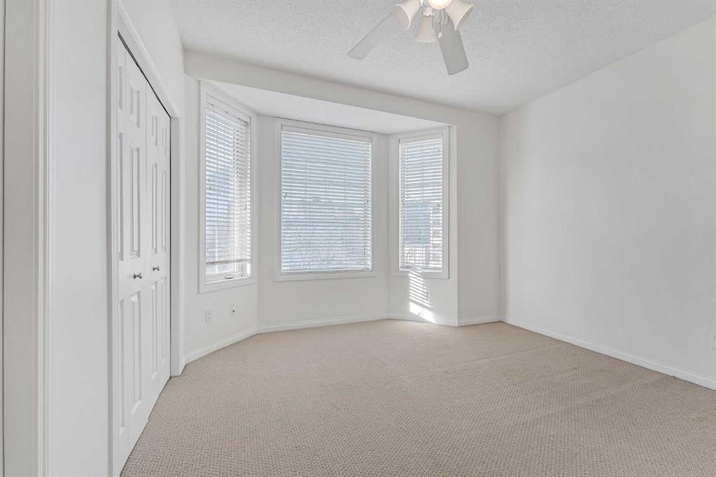 527 15 Avenue SW, #212