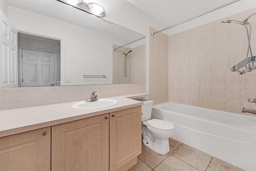 527 15 Avenue SW, #212