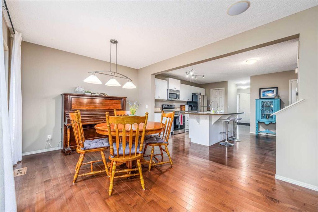 794 River Heights Crescent