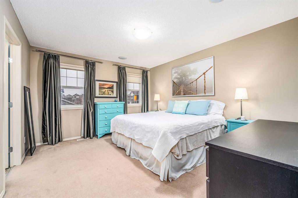 794 River Heights Crescent
