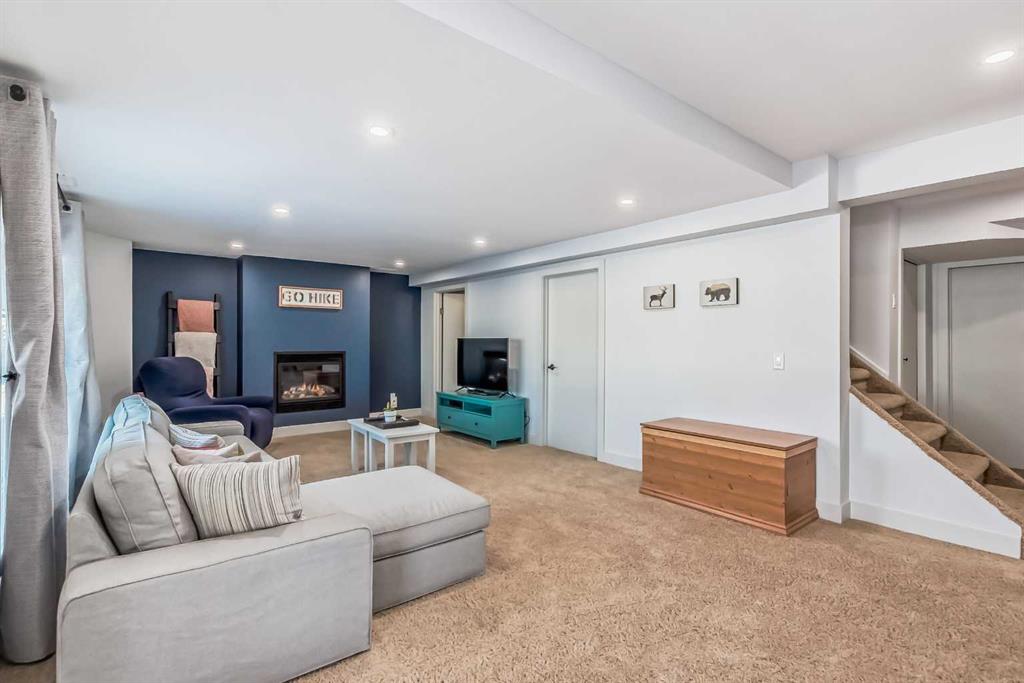 417 Lakeside Greens Place