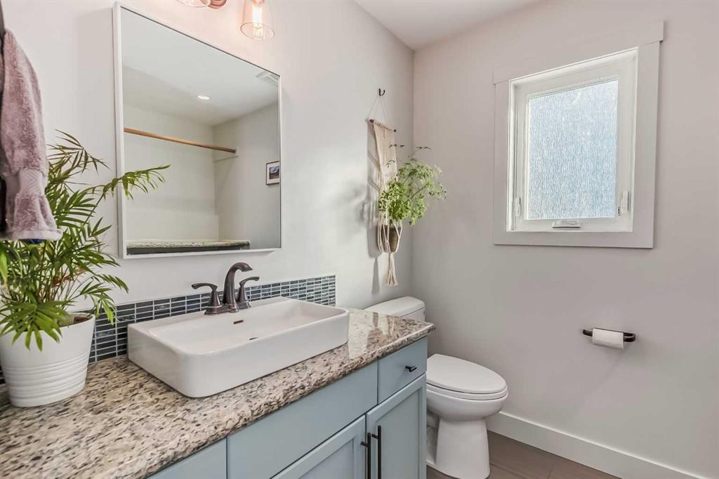 417 Lakeside Greens Place