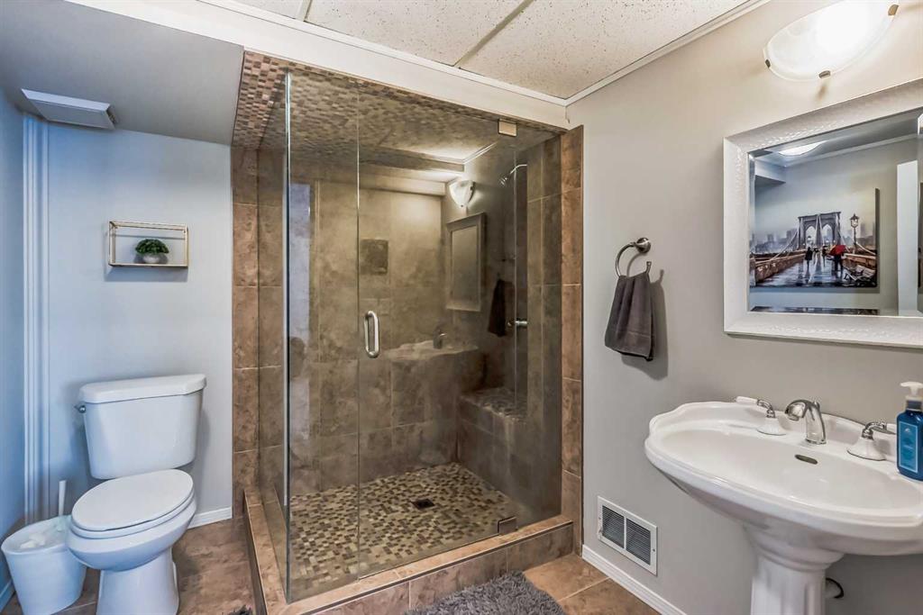 417 Lakeside Greens Place