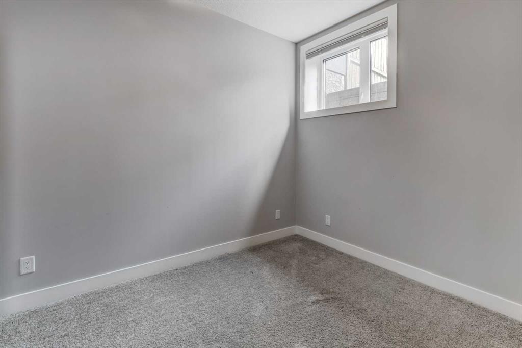 2018 37 Street SW