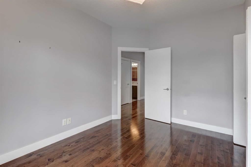2018 37 Street SW