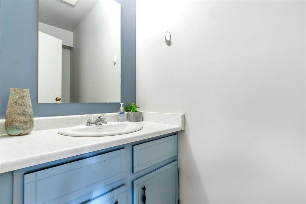 12 templewood Drive NE, #60
