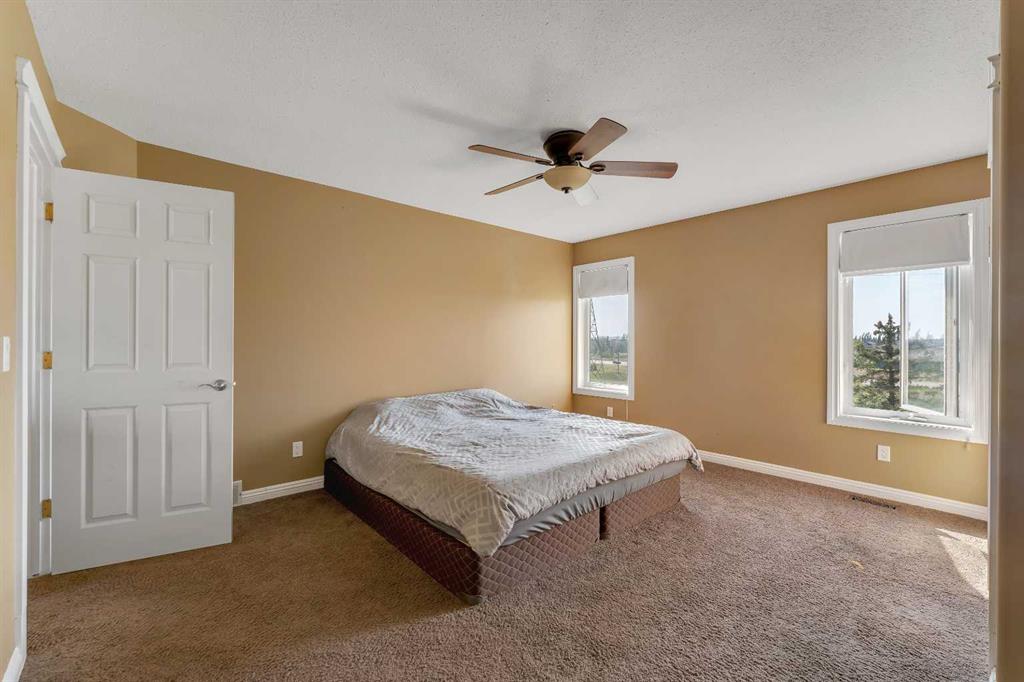 237 Lakeside Greens Crescent