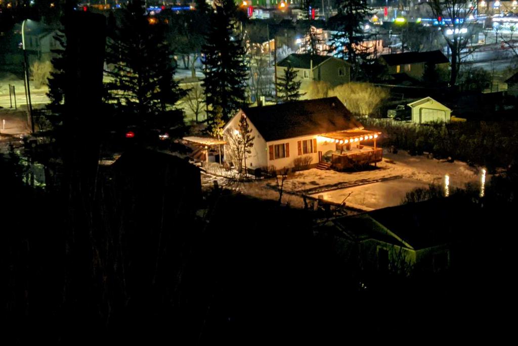 148 Crescent Road W