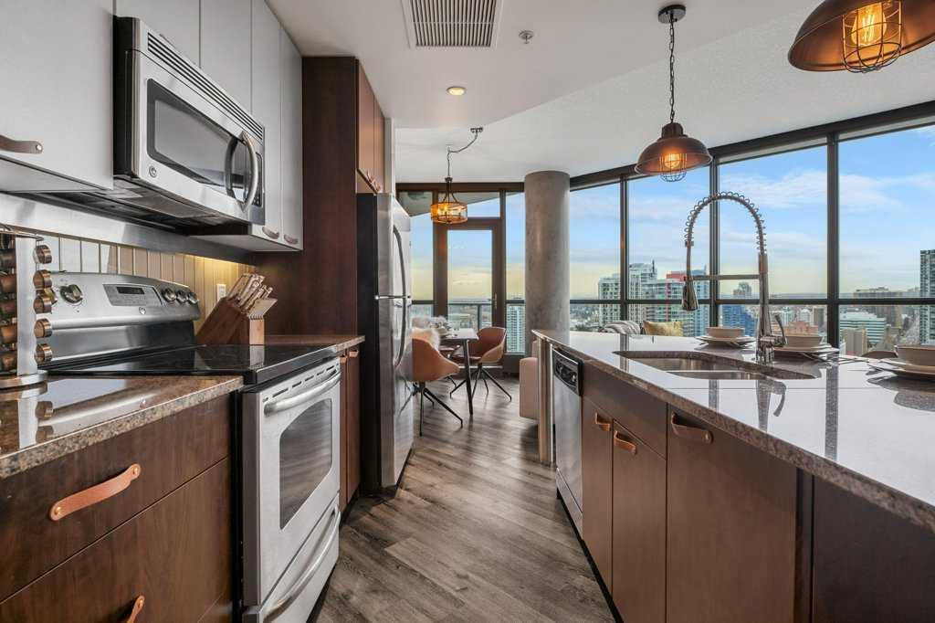 220 12 Avenue SE, #2101