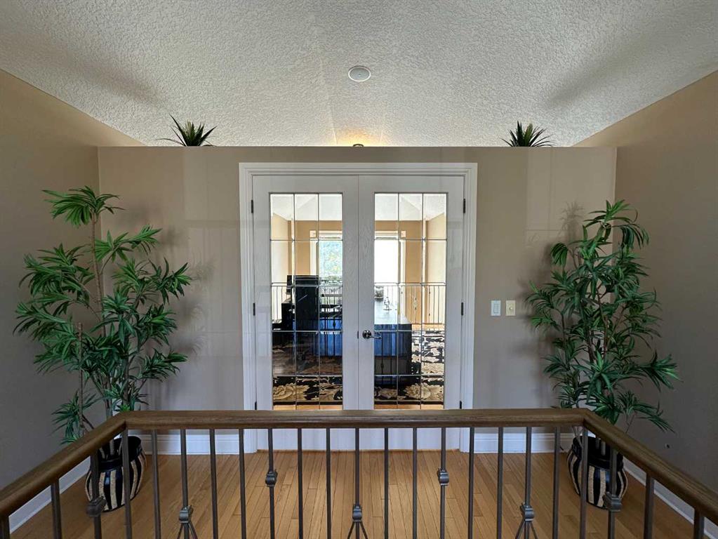 50 Hamptons Manor NW