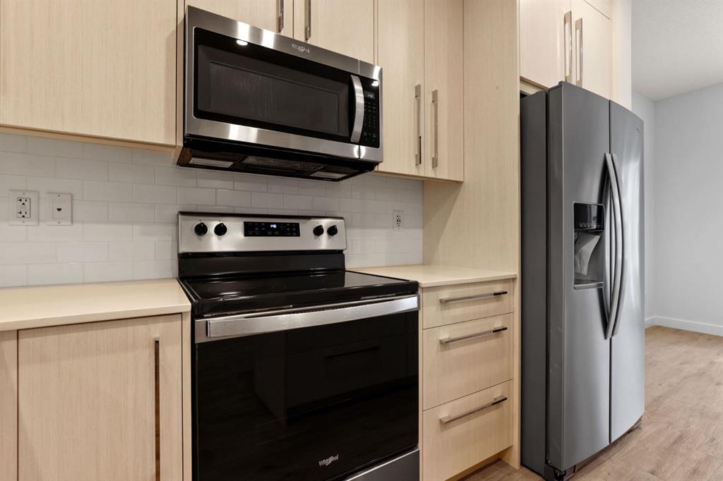 669 Savanna Boulevard NE, #213