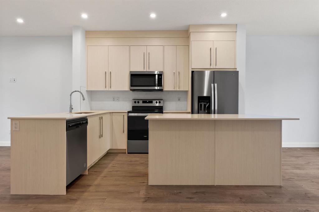 669 Savanna Boulevard NE, #213