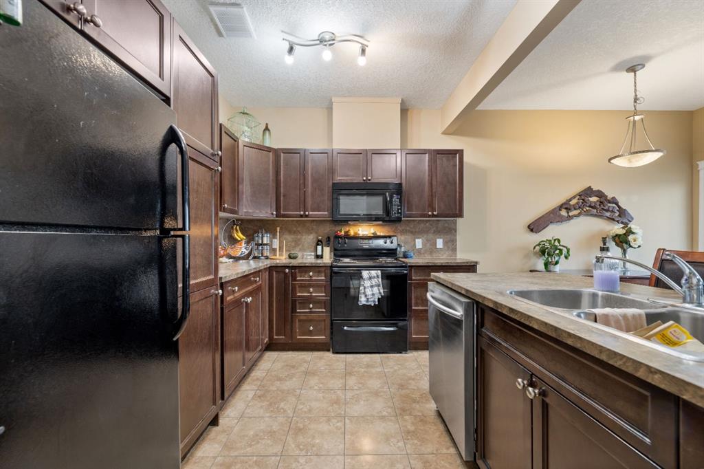 620 Luxstone Landing SW, #501