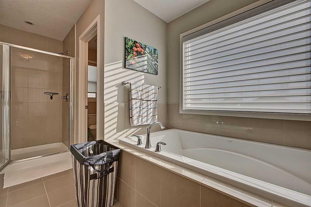 86 Cranarch View SE