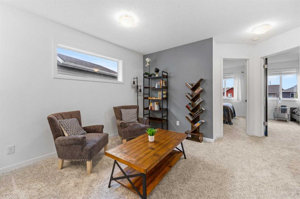 82 Cranford Bay SE