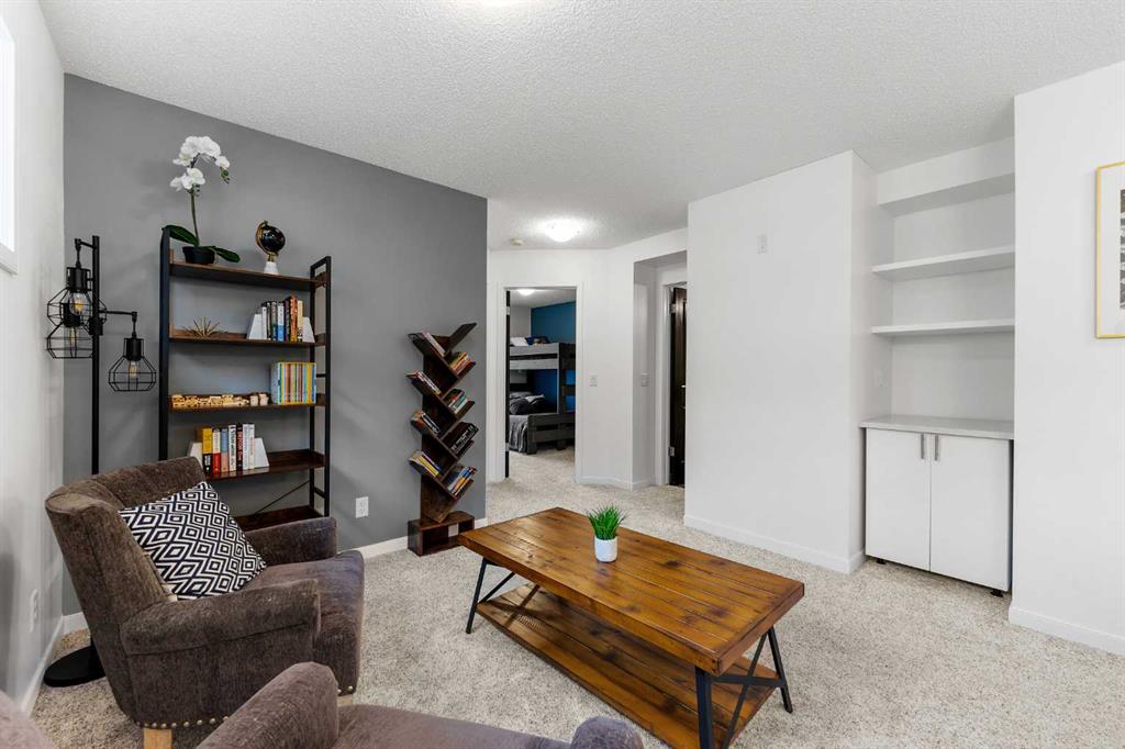 82 Cranford Bay SE