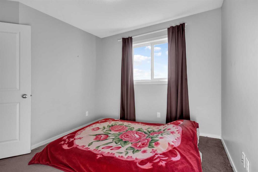9 Walden Drive SE