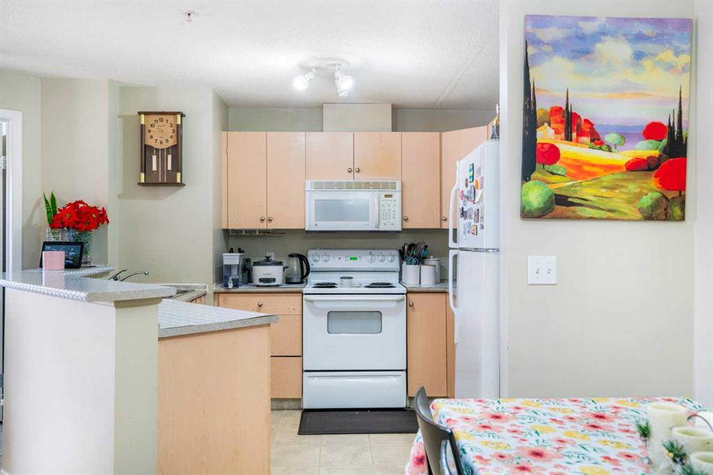 505 Railway Street, #2208
