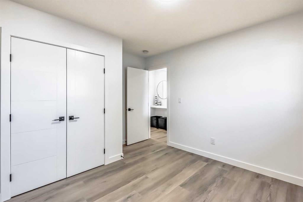 32 Glacier Drive SW