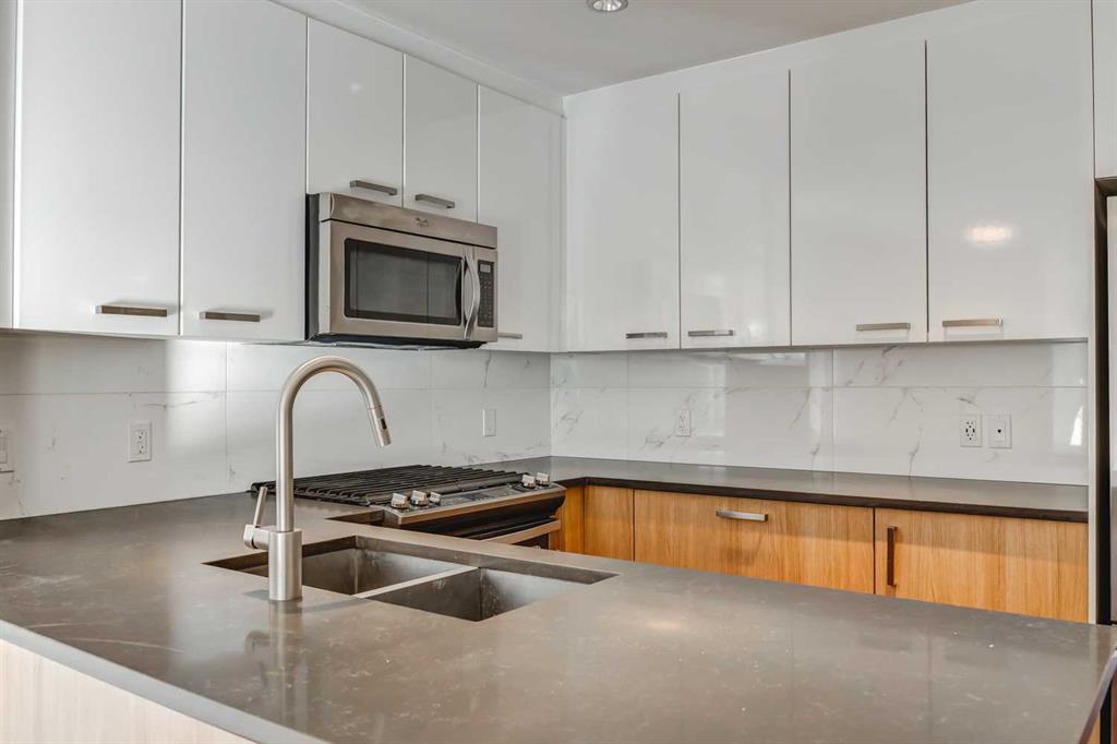 510 Edmonton Trail NE, #302
