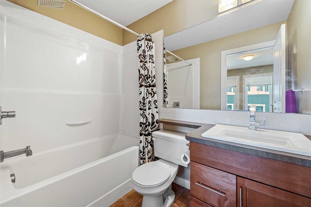 1605 Evanston Square NW