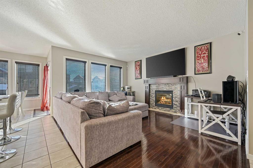147 Mahogany Terrace SE