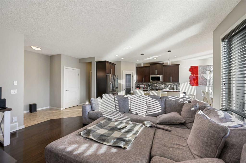 147 Mahogany Terrace SE
