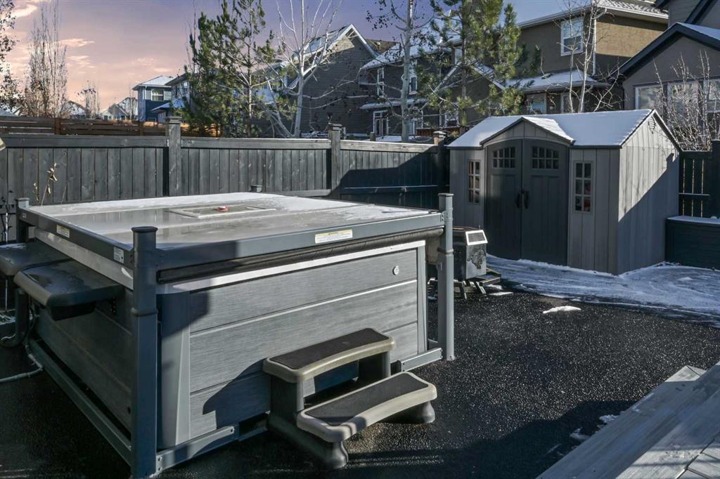 147 Mahogany Terrace SE
