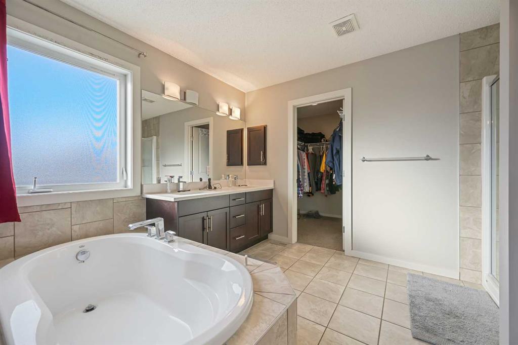147 Mahogany Terrace SE