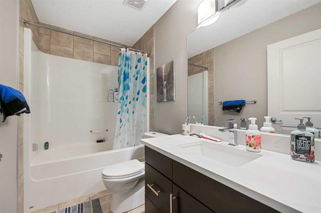 147 Mahogany Terrace SE