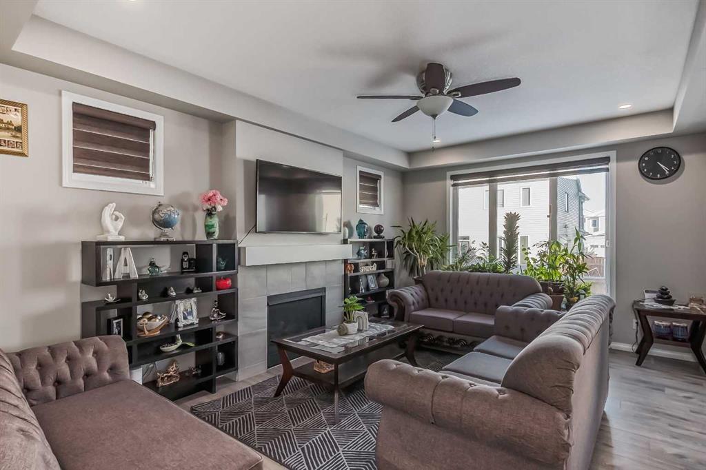 129 Cityside Common NE