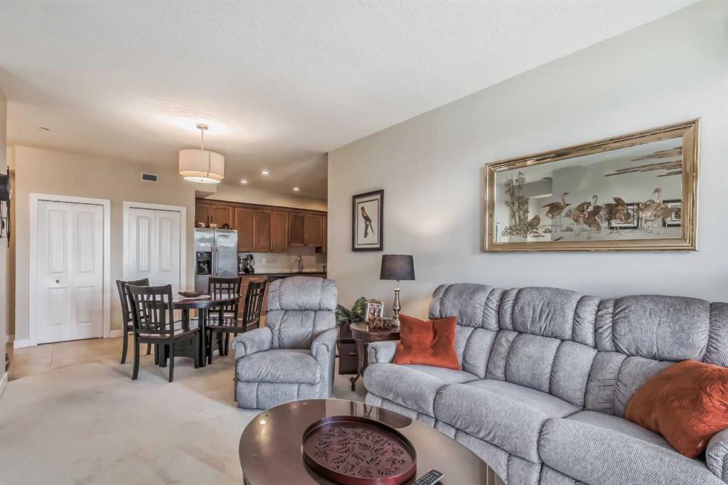 1005A Westmount Drive, #210