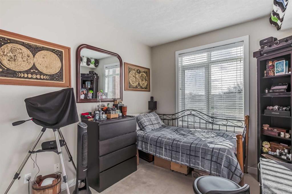 1005A Westmount Drive, #210