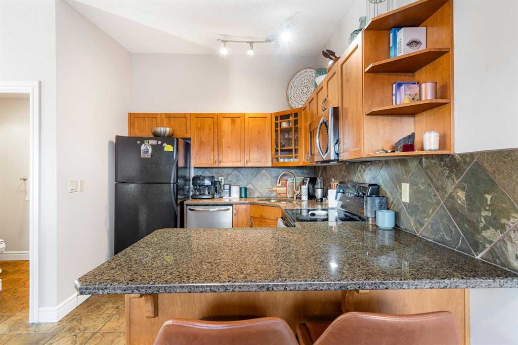 116 38A Avenue SW, #116